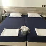 Отель Akra Черноморец