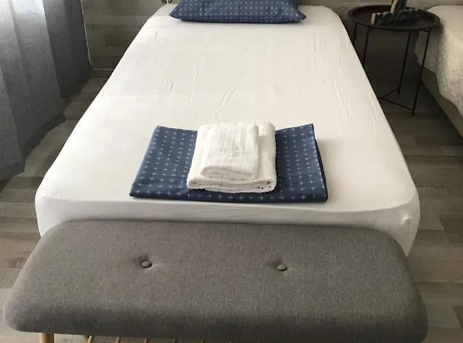 酒店 Akra 切尔诺莫雷茨